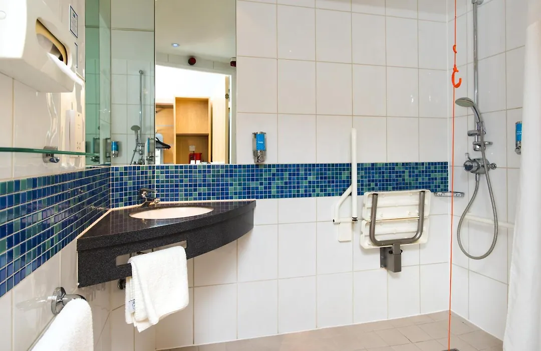Holiday Inn Express Hemel Hempstead By Ihg-1