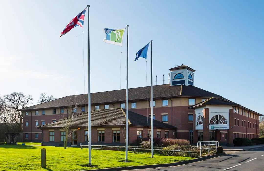 Holiday Inn Express Warwick - Stratford-Upon-Avon By Ihg-1