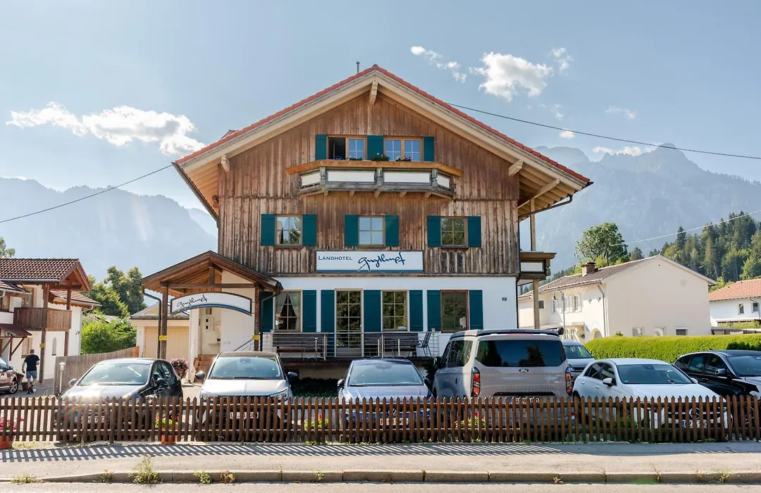 Landhotel Guglhupf-1