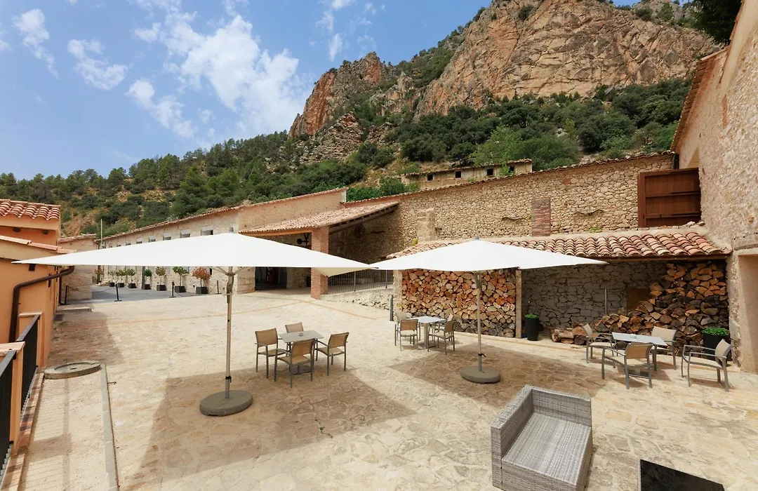 Hotel Hostal De La Trucha-1