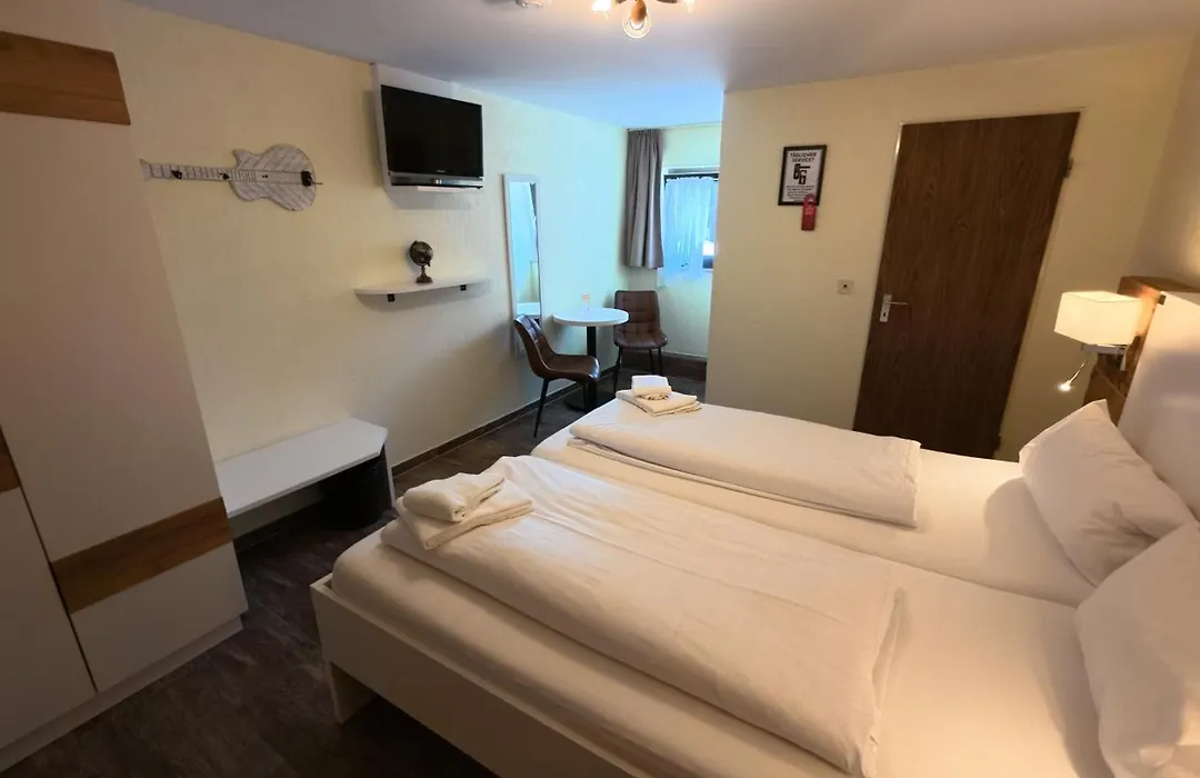 Landhotel Eifelblick-1