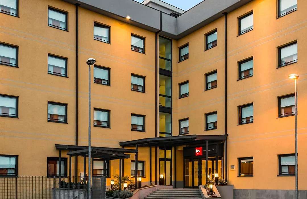Hotel Ibis Milano Malpensa-1