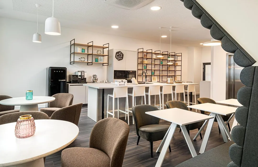 Elaya Hotel Augsburg, Trademark By Wyndham-1