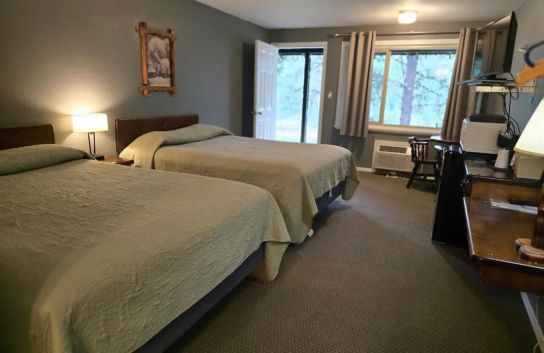 Rimrock Lodge Llc-1