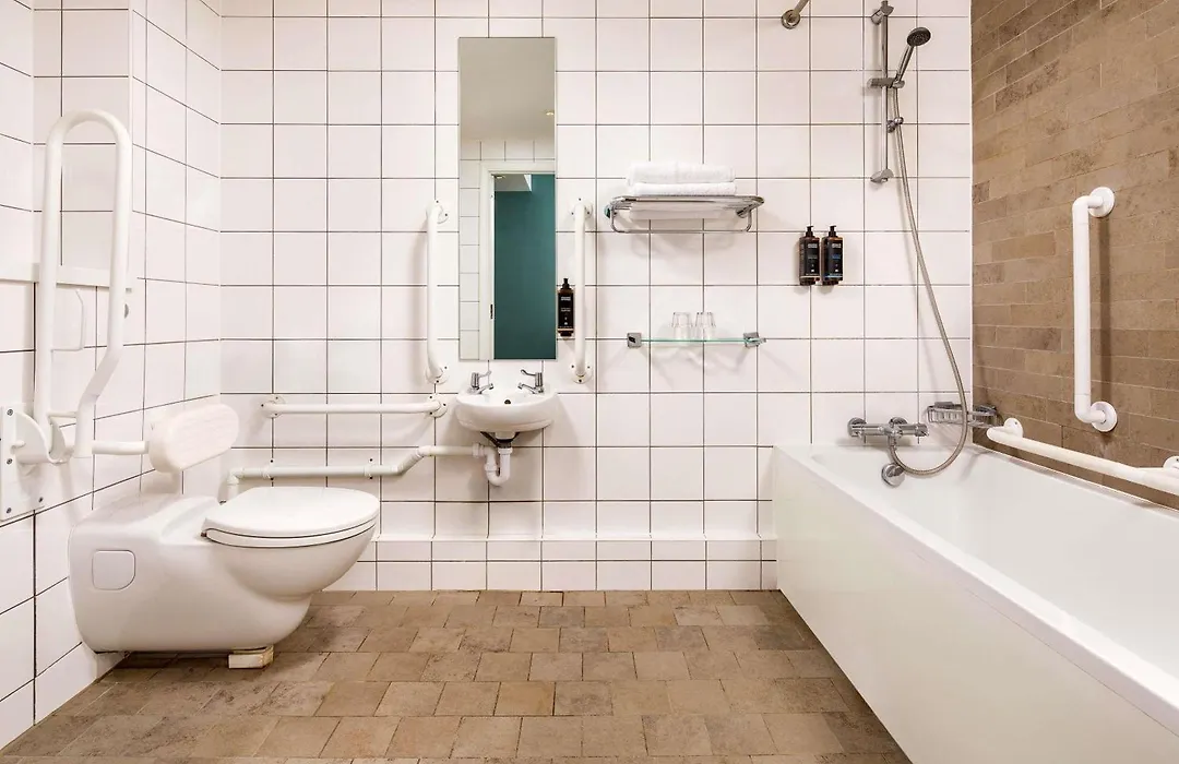 Mercure Telford Centre Hotel-1