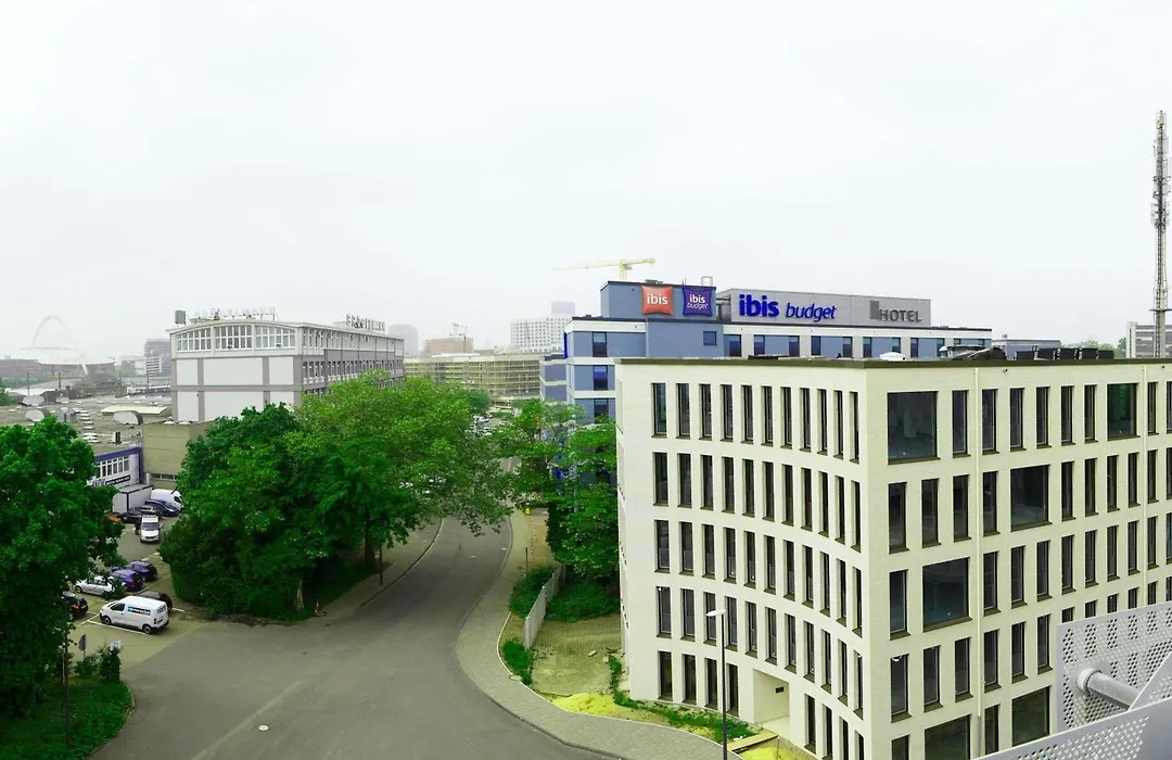 Ibis Koeln Messe-1