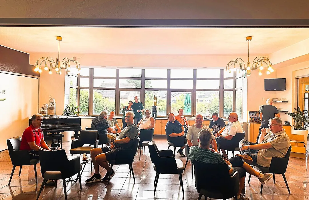 Sport- und Tagungshotel De Poort-1
