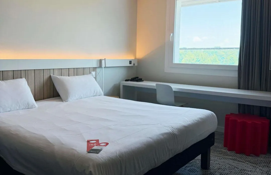 Ibis Luxembourg Airport-1