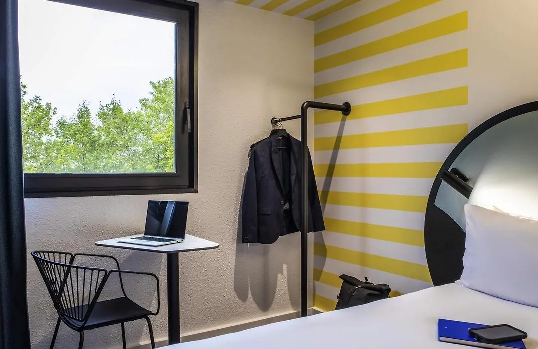 Ibis Styles Paris Saint Denis Pleyel-1