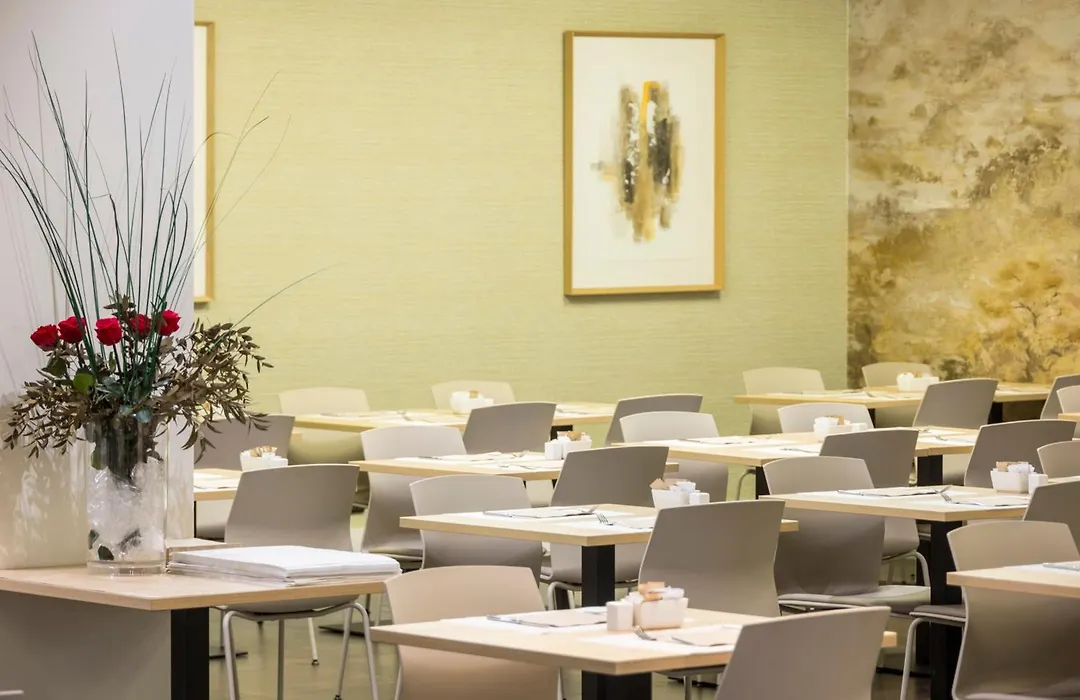 Hotel Ilunion Abando Bilbao-1