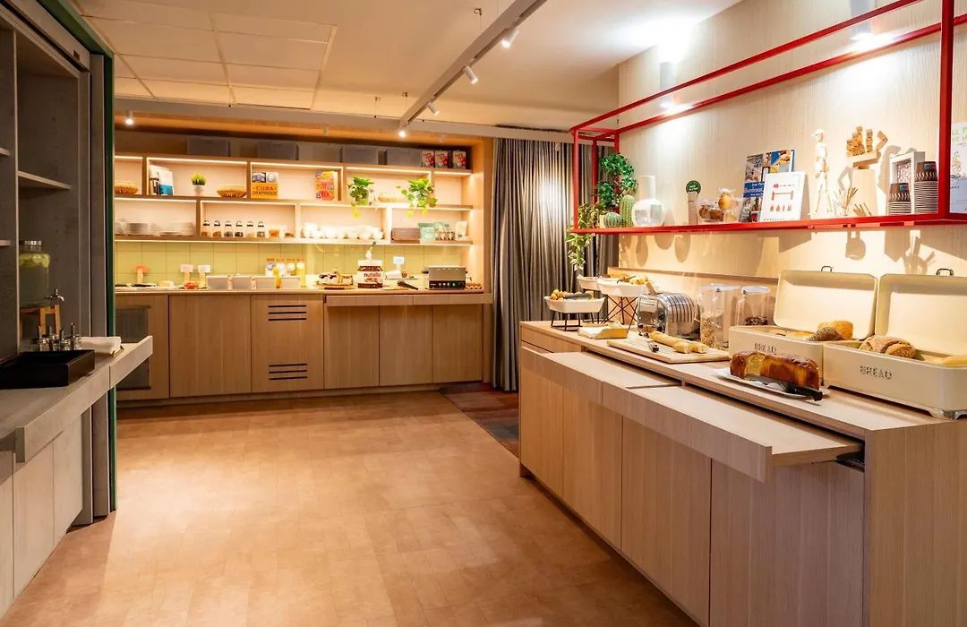 Ibis Styles Bordeaux Centre Gare-1