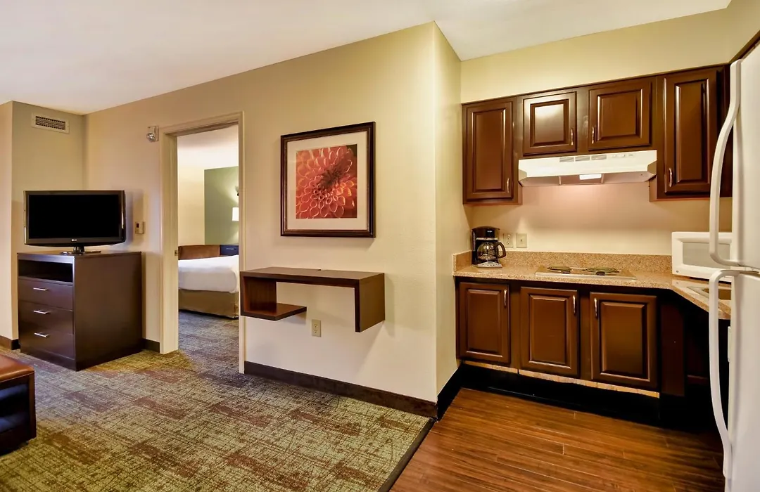 Staybridge Suites Middleton/Madison-West By Ihg-1