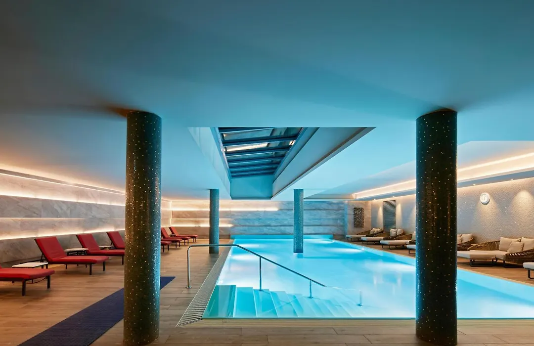 Titanic Chaussee Berlin-1