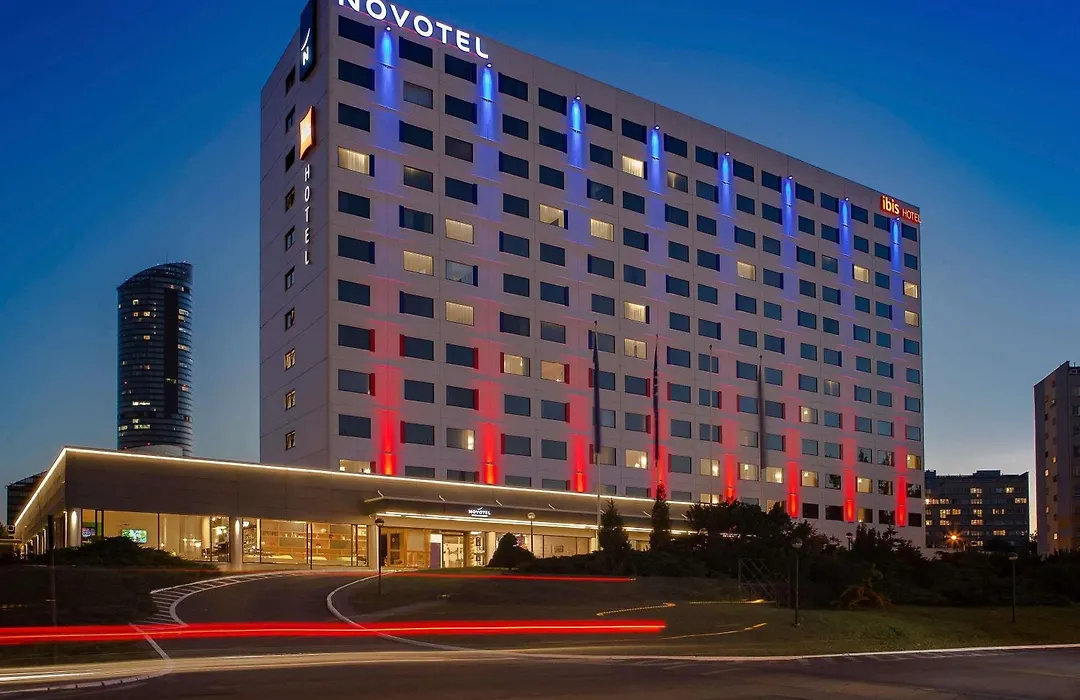 Novotel Wroclaw Centrum-1