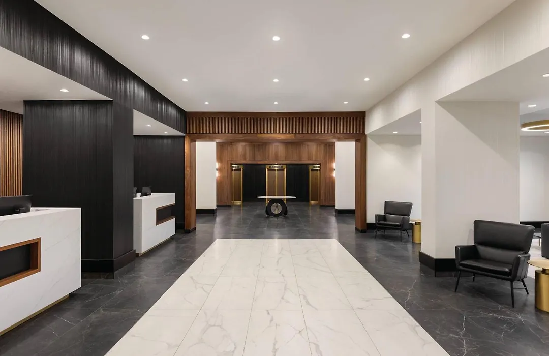 Radisson Blu Vancouver Airport Hotel & Marina-1
