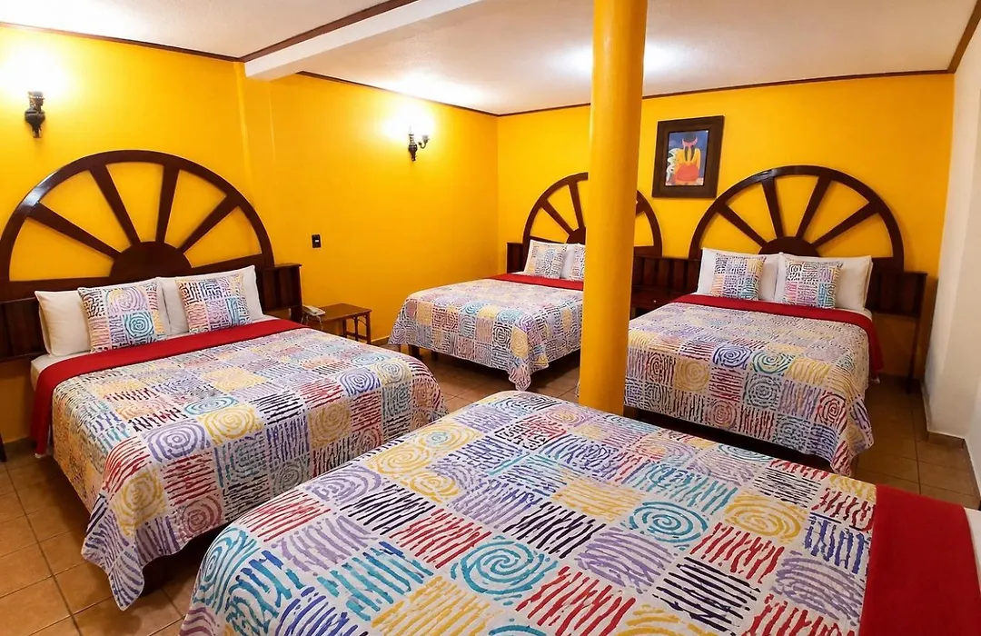Hotel Esmeralda-1