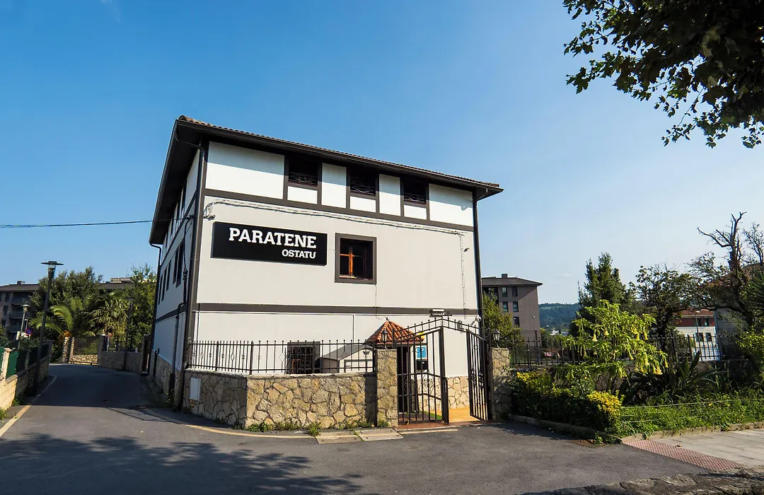 Pensión Paratene-1