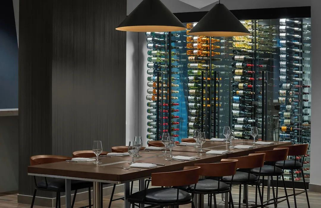 Courtyard By Marriott Calgary Downtown-1