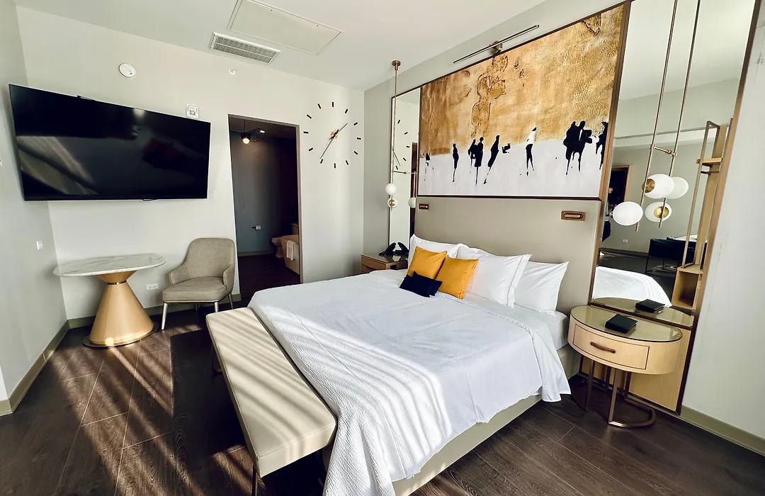 Chez Hotel-1