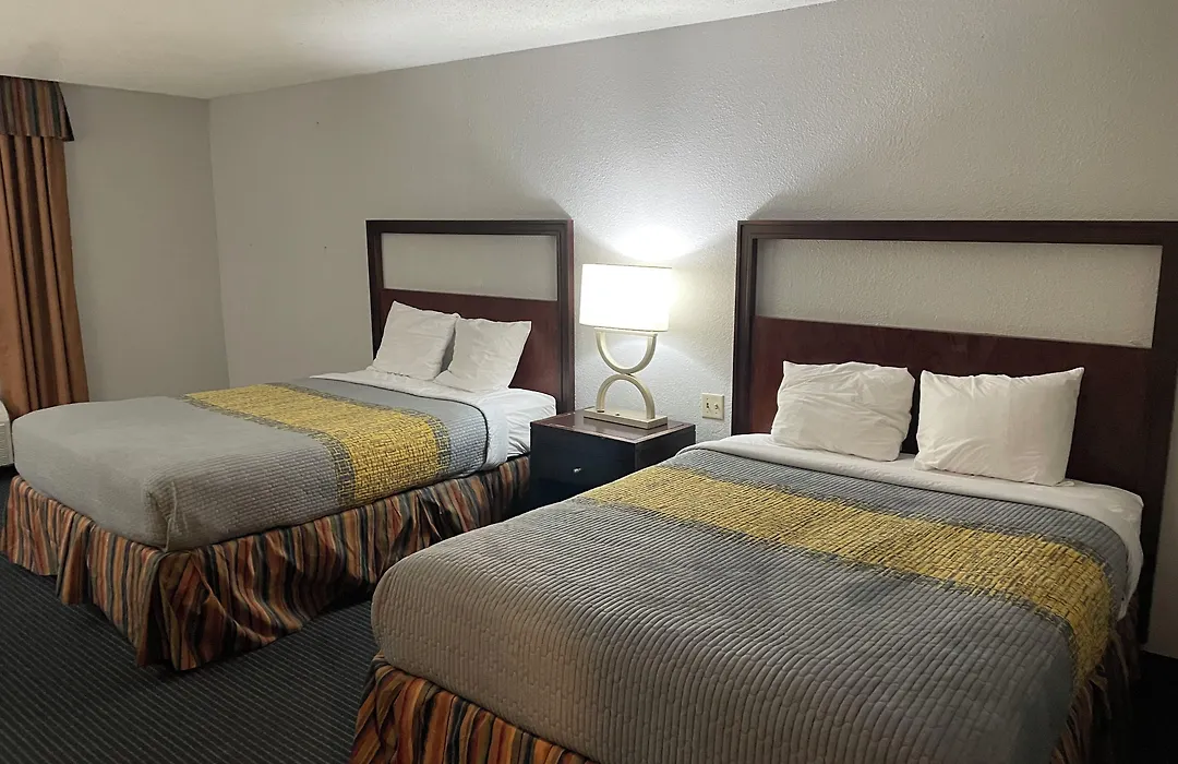 Apm Inn & Suites-1