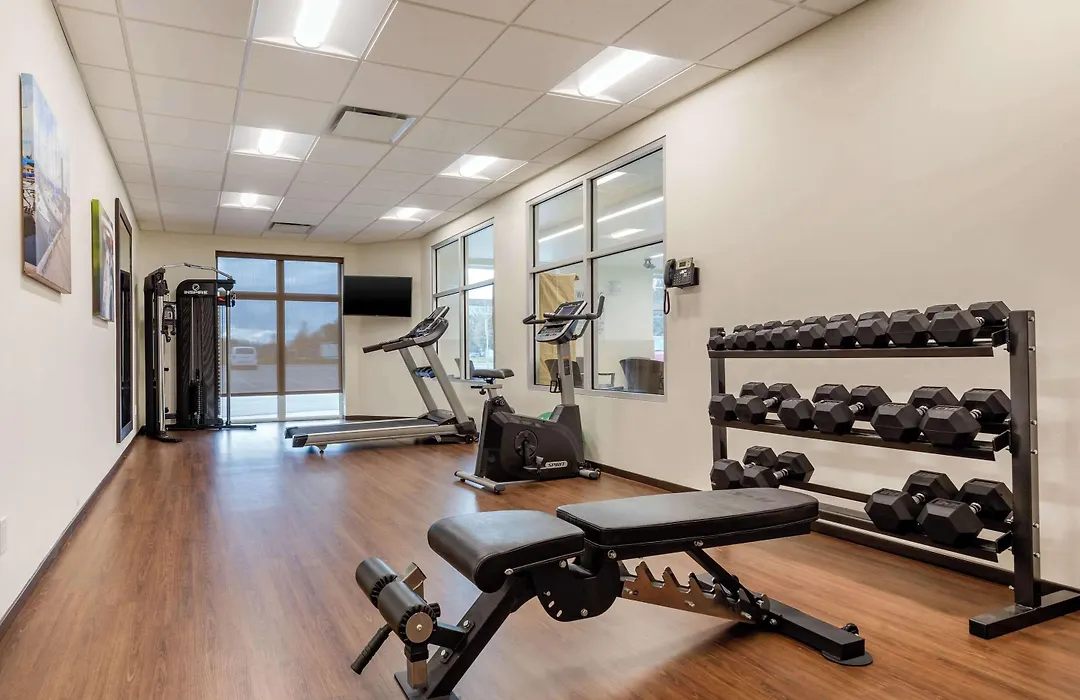 Comfort Inn & Suites-1