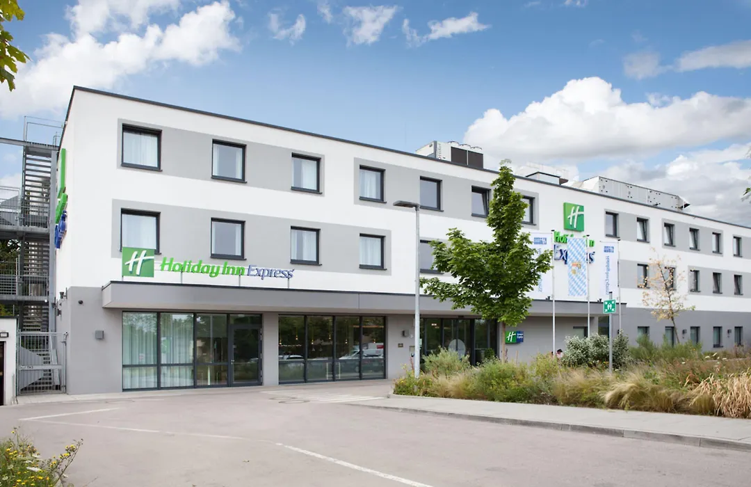 Holiday Inn Express Munich - Olympiapark By Ihg-1