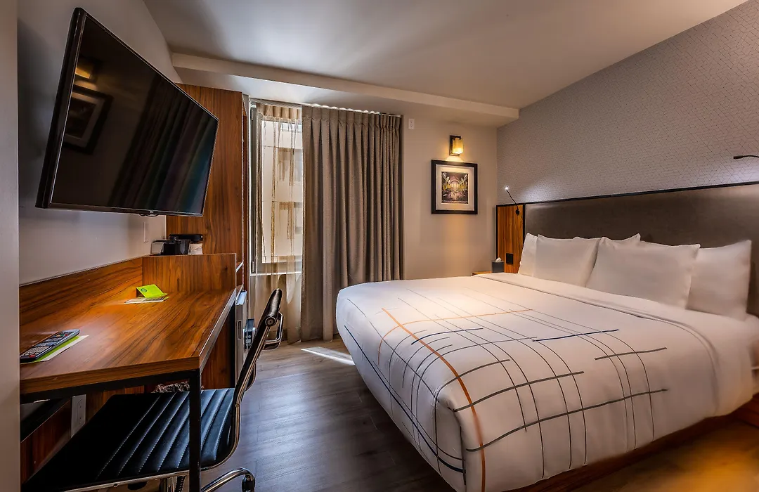 La Quinta By Wyndham Time Square South-1