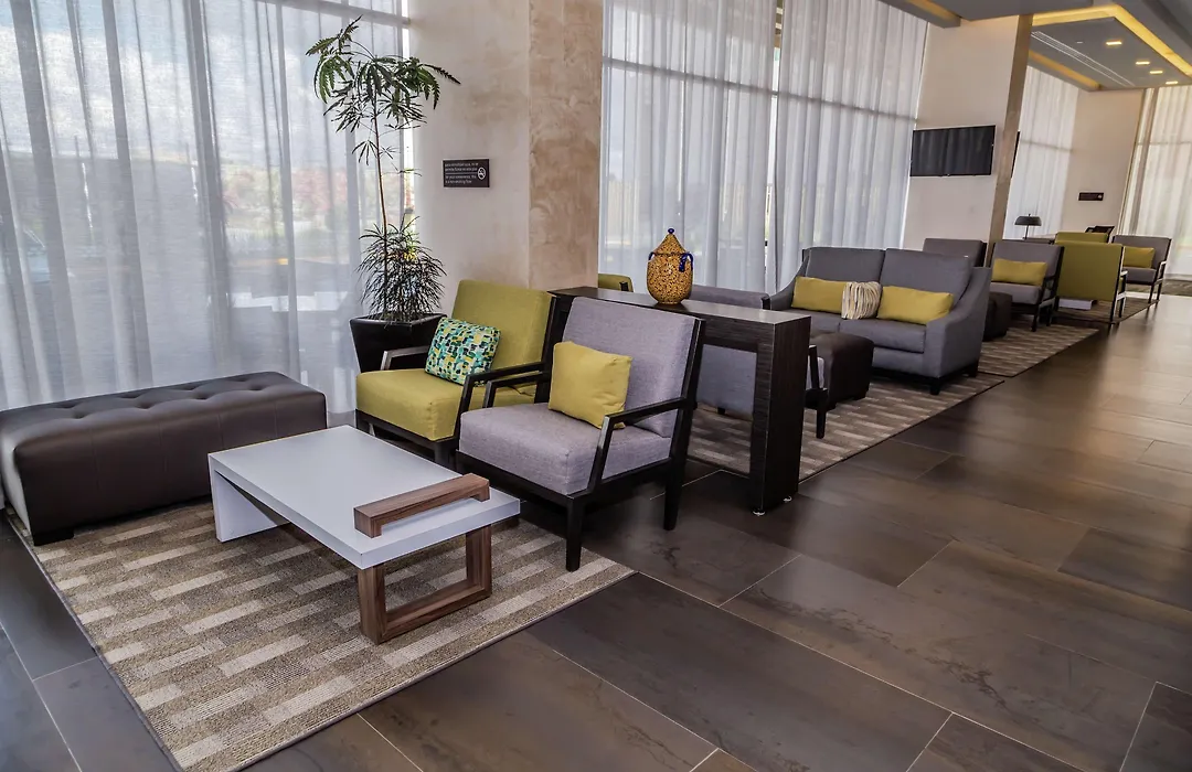Hampton Inn & Suites By Hilton Puebla-1