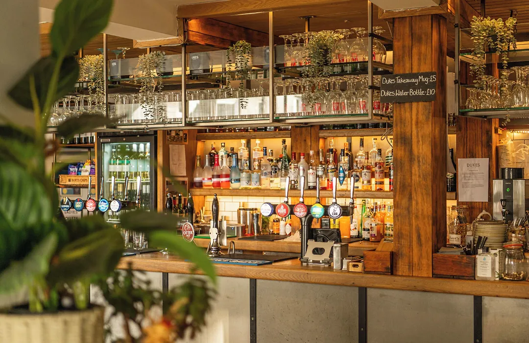 Dukes Inn-1