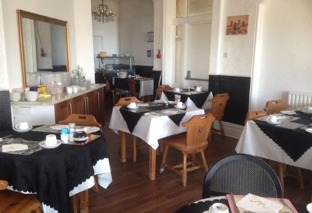 Anzy Panzy Hotel And Apartments-1