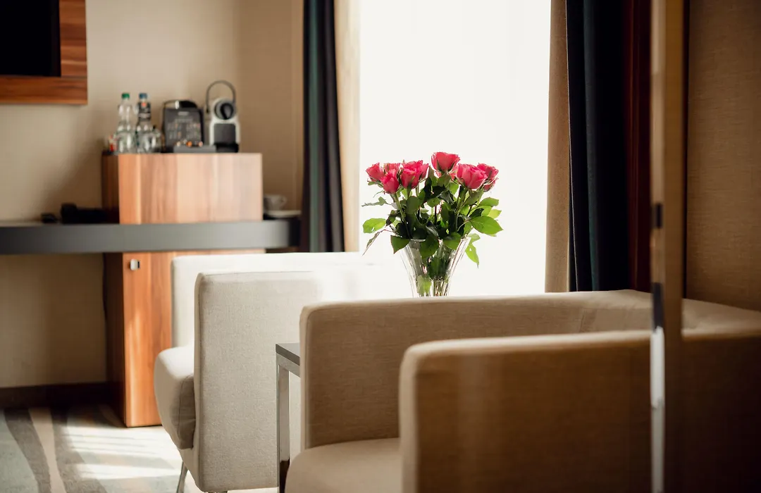 Warsaw Plaza Hotel-1