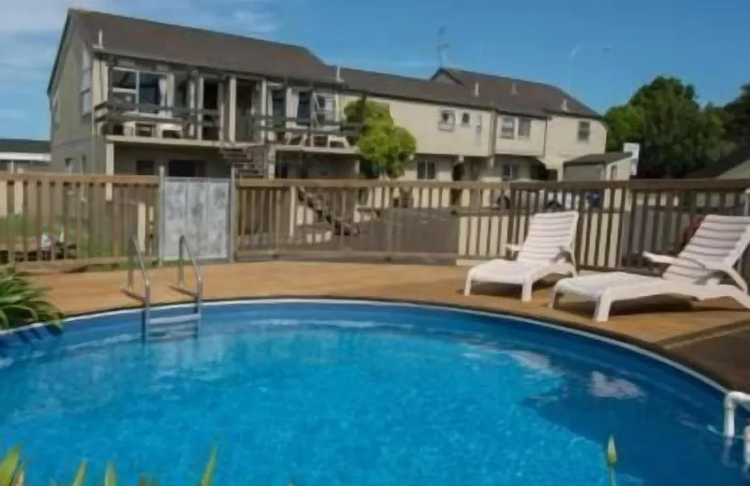 Howick Motor Lodge-1