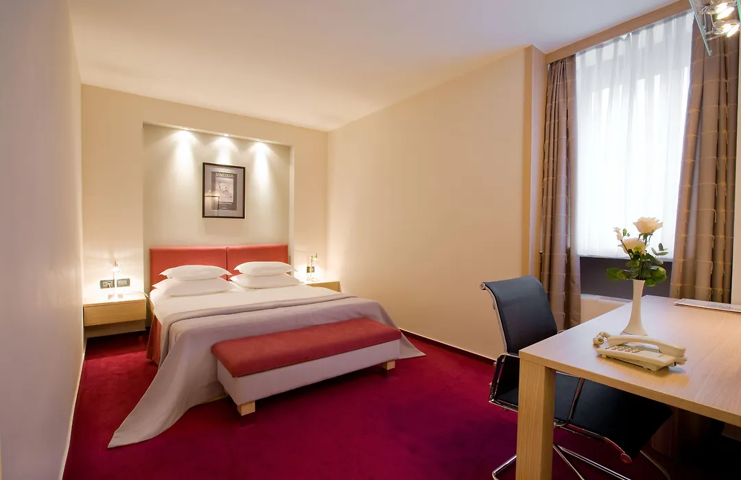 Hotel Laguna Zagreb-1