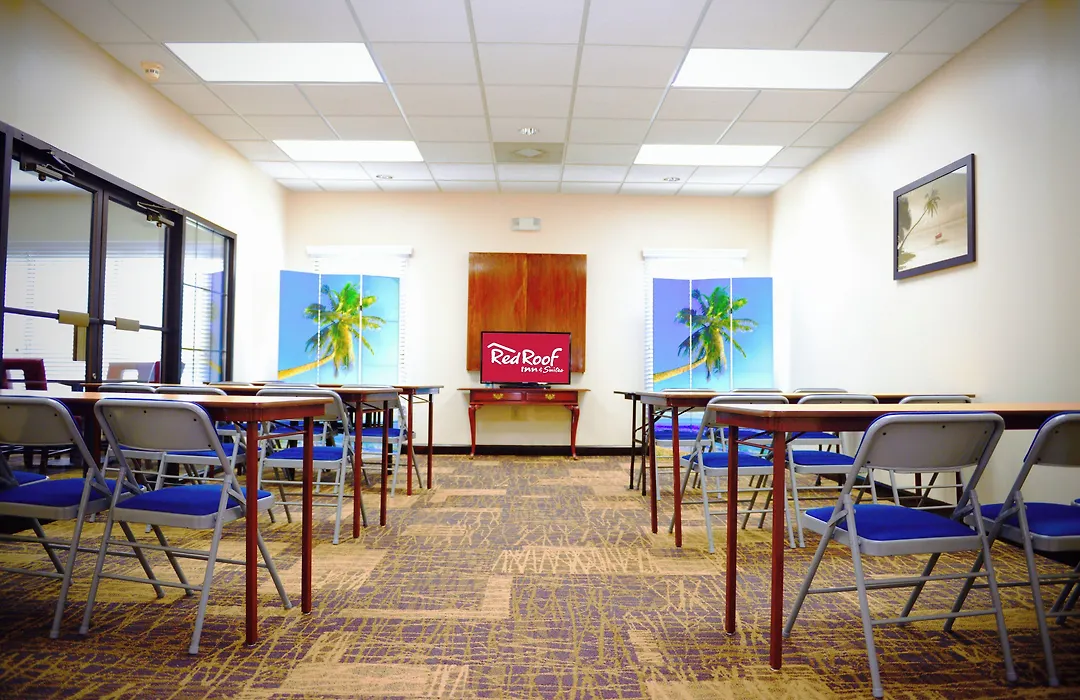 Red Roof Inn & Suites Commerce - Athens-1