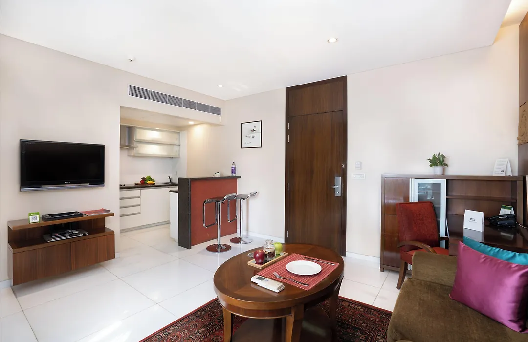 Oakwood Residence Naylor Road Pune-1