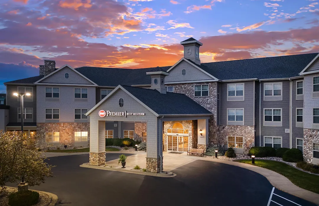 Best Western Premier Bridgewood Hotel Resort-1