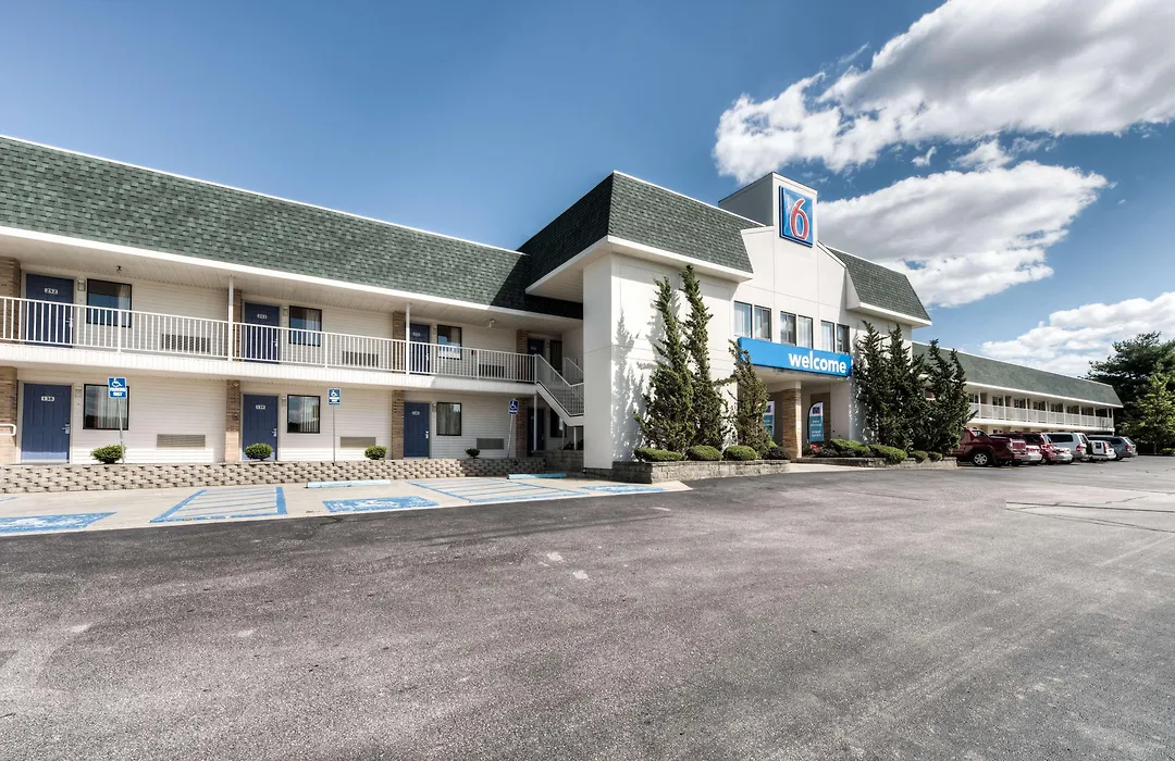 Motel 6-Niantic, Ct - New London-1