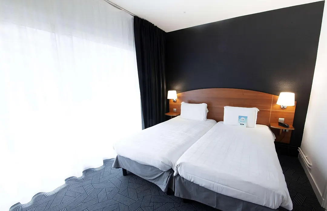 Kyriad Hotel Clermont Ferrand Centre-1
