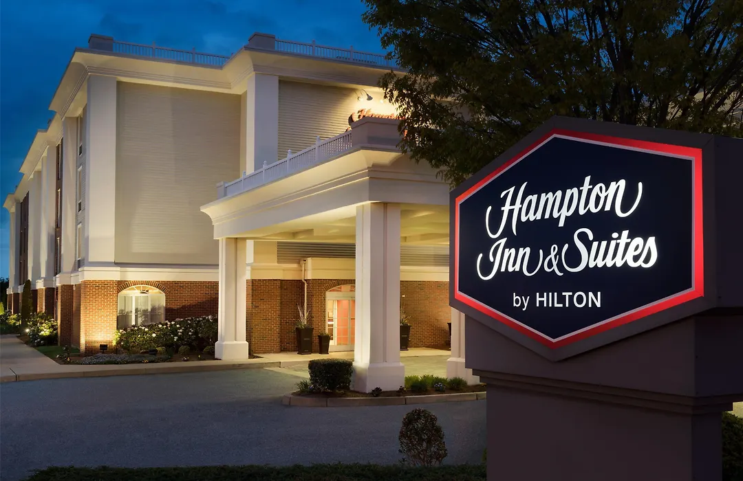 Hampton Inn & Suites Middletown-1