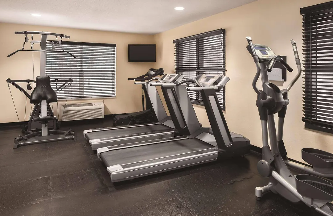 Country Inn & Suites By Radisson, Cottage Grove, Mn-1
