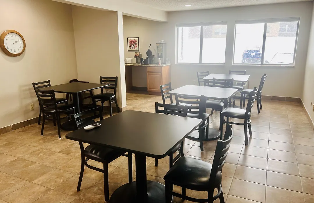 Super 8 By Wyndham Humboldt-1