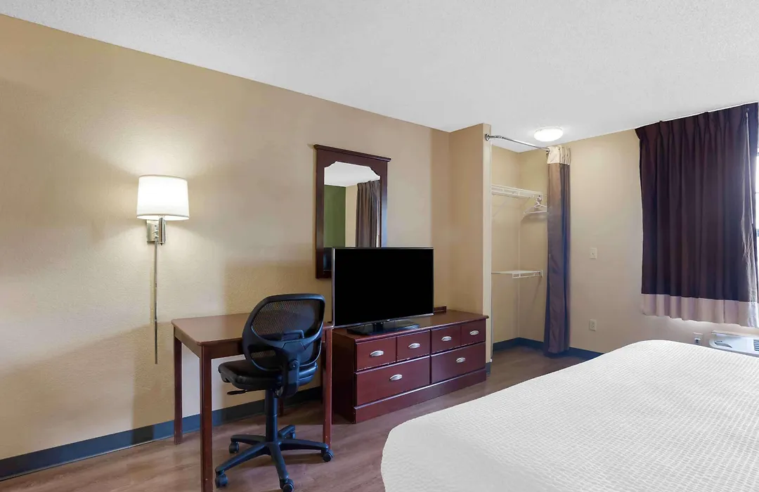 Extended Stay America Suites - Detroit - Metropolitan Airport-1