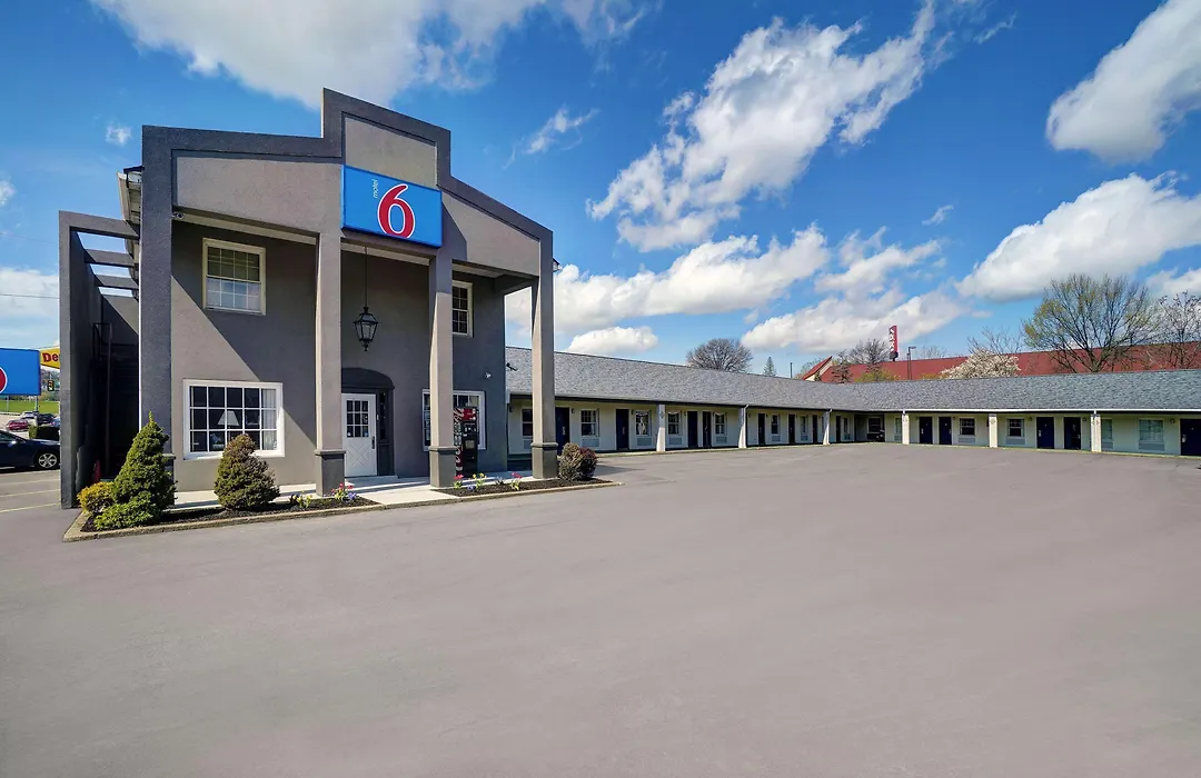 Motel 6 Washington, Pa-1