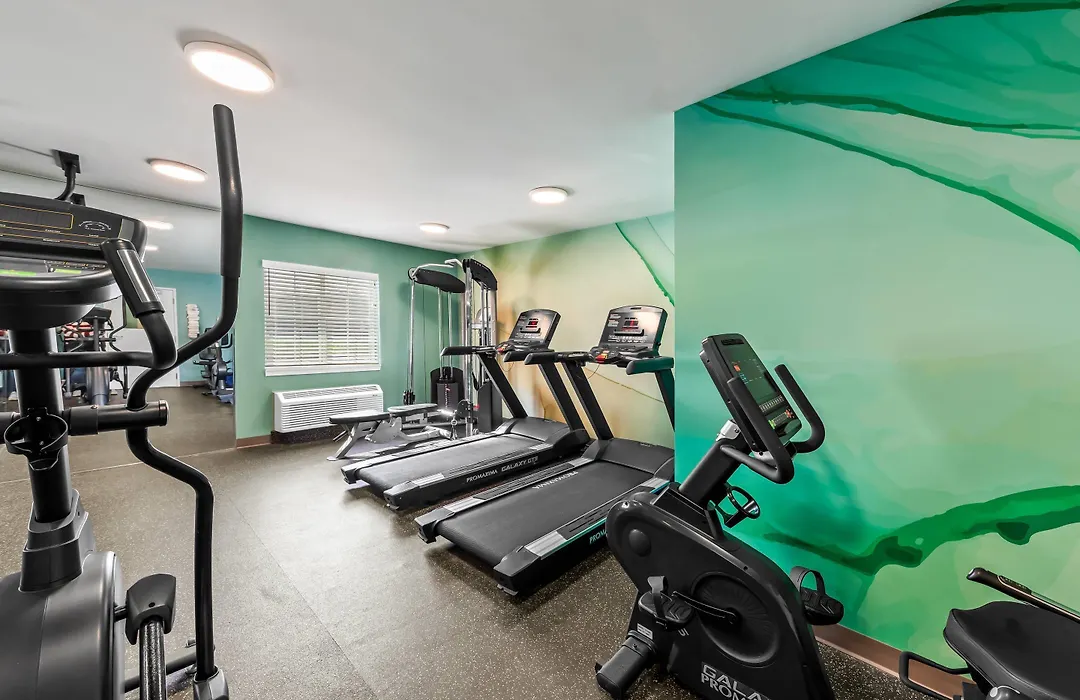 Mainstay Suites Cincinnati Blue Ash-1
