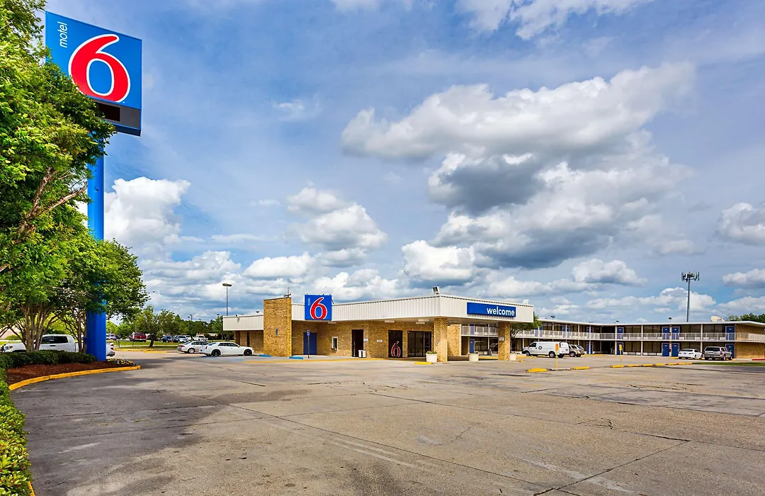Motel 6 Baton Rouge Southeast-1