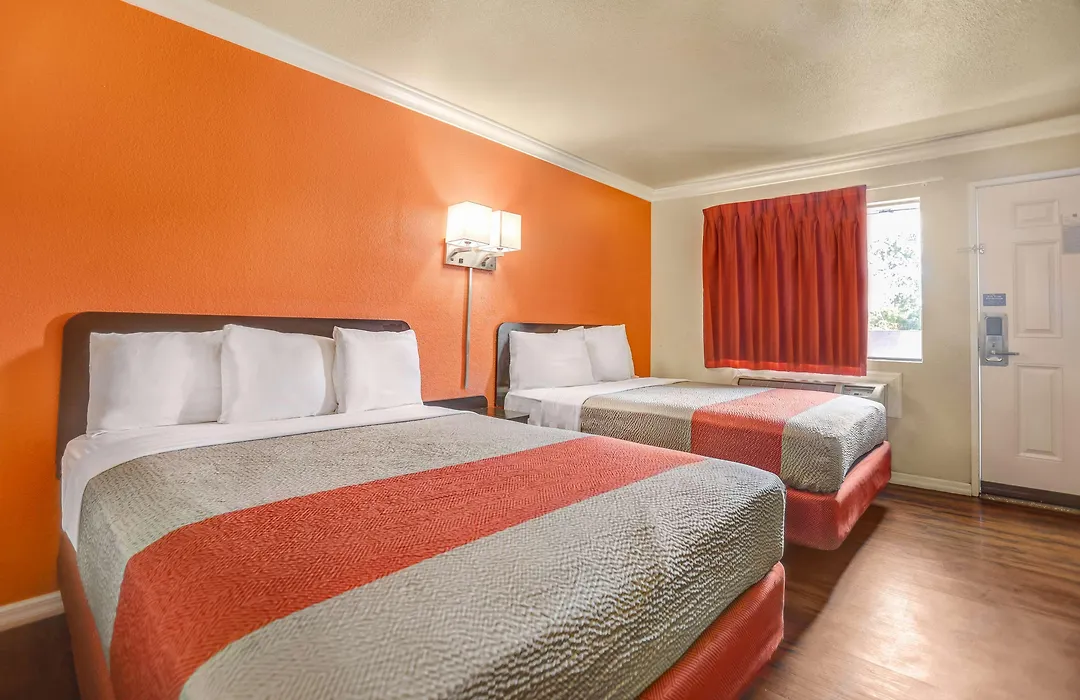 Motel 6-Fresno, Ca - Belmont Ave-1