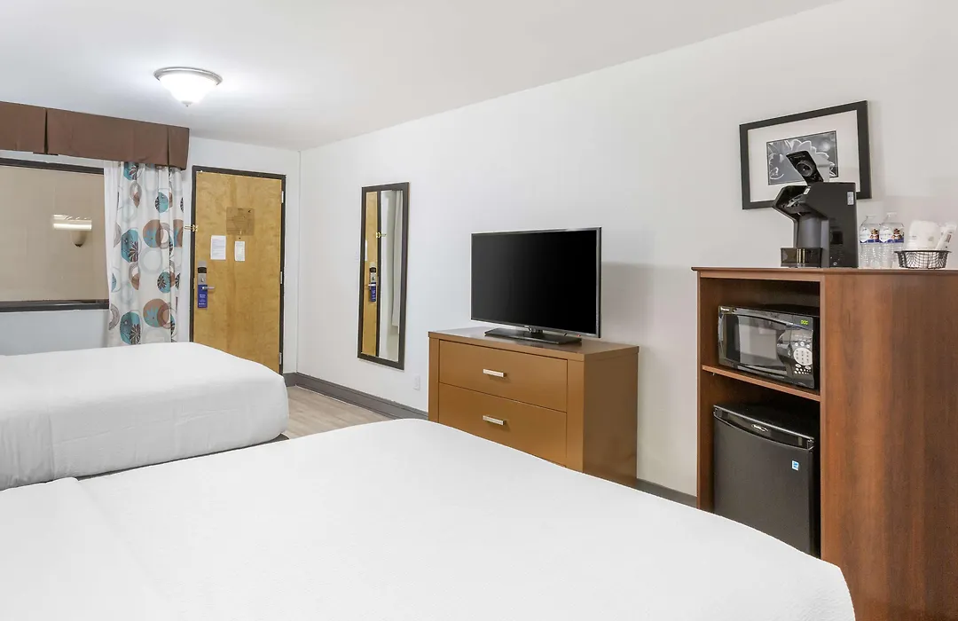 Best Western Plus El Paso Airport Hotel & Conference Center-1