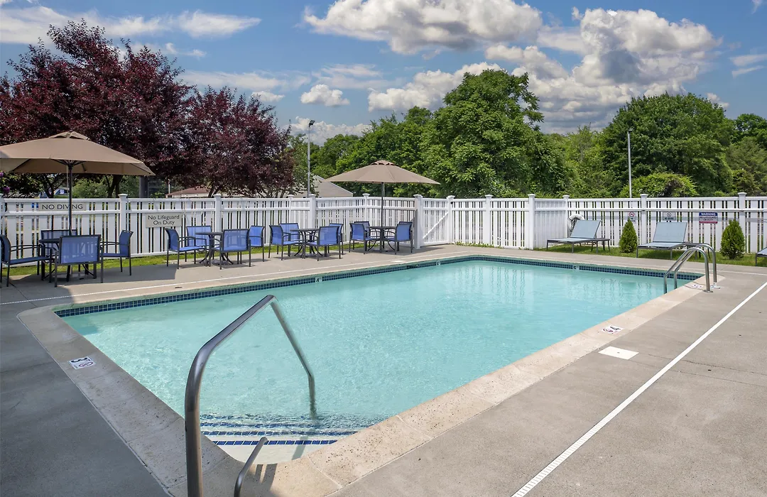 Quality Inn Mystic-Groton-1