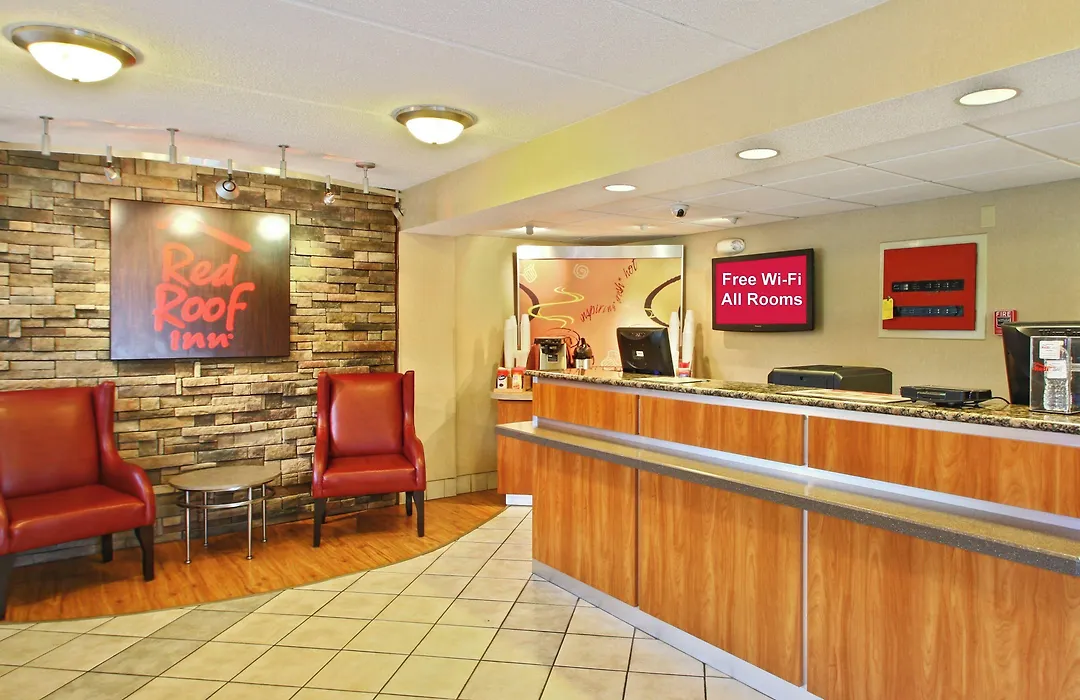 Red Roof Inn Greensboro Coliseum-1