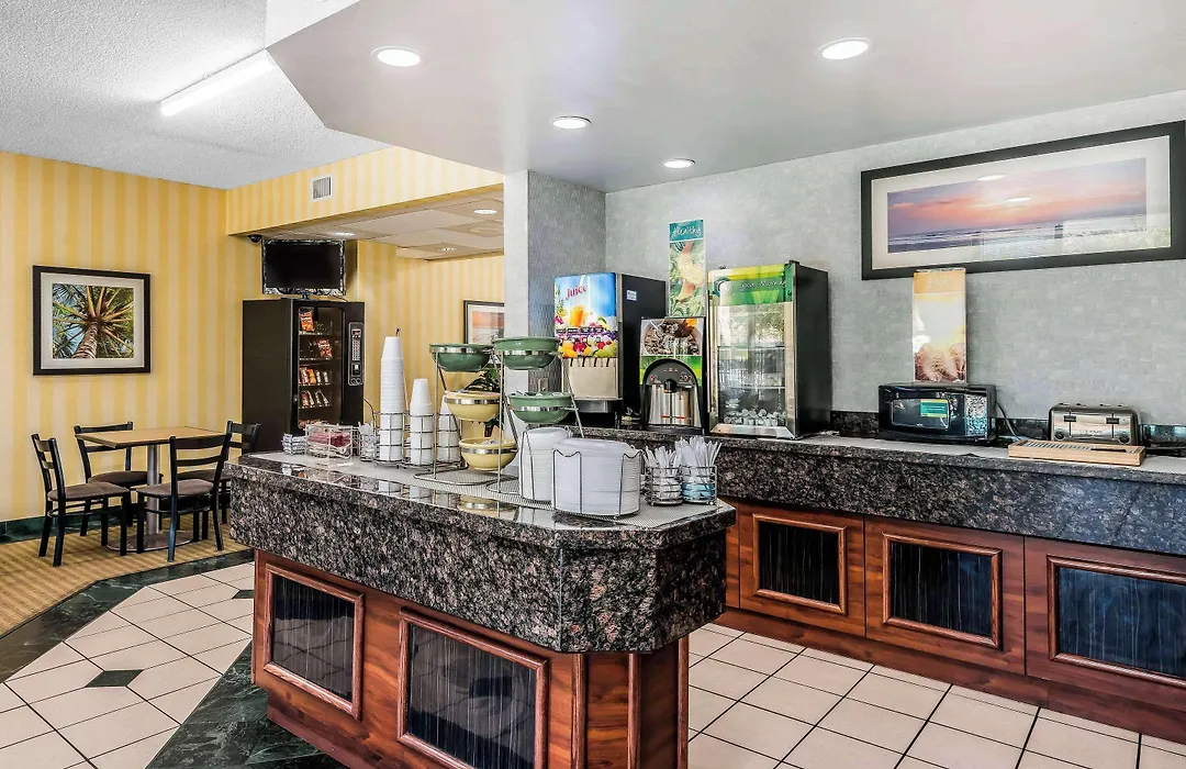 Quality Inn Fort Pierce I-95-1